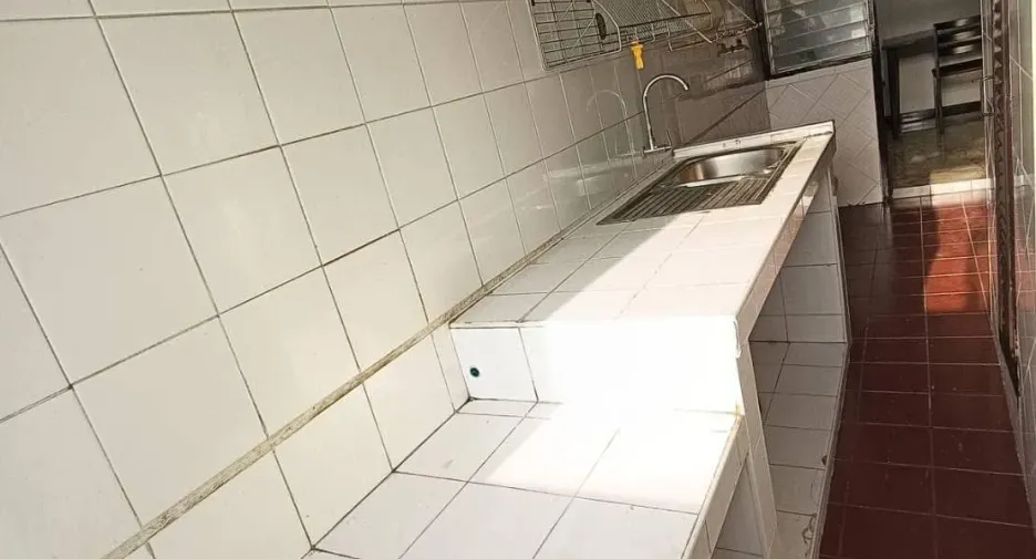 For rent 2 bedrooms condo in Yan Nawa, Bangkok