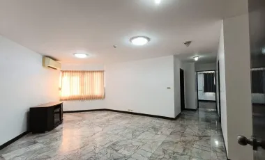 Wohnung zur Miete mit 2 Zimmer in Yan Nawa, Bangkok