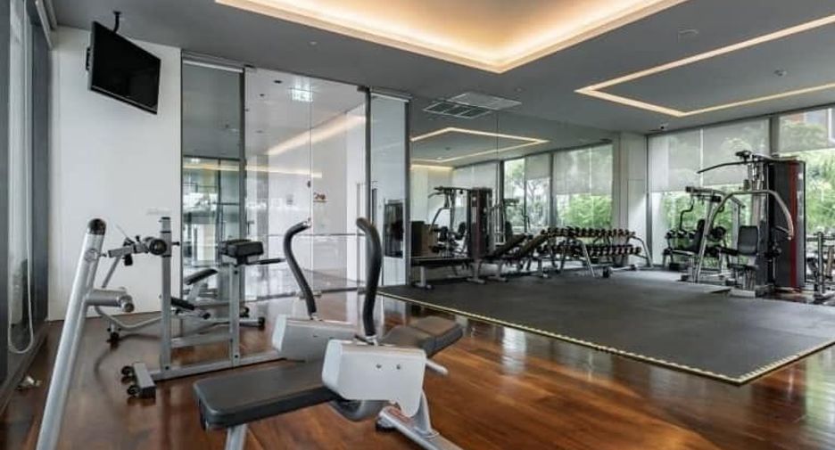 Condo en alquiler de 2 habitaciones en Phra Khanong, Bangkok