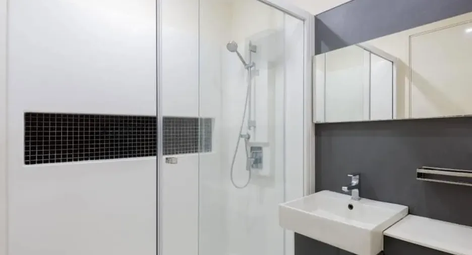 Condo en alquiler de 2 habitaciones en Phra Khanong, Bangkok