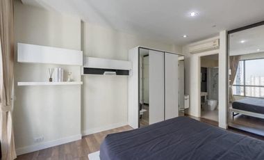 For rent 2 bedrooms condo in Phra Khanong, Bangkok