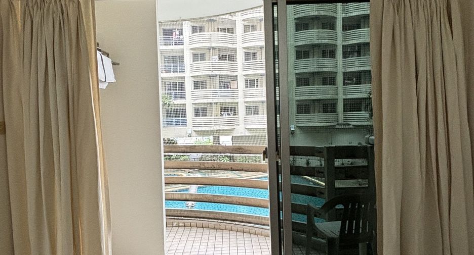 Wohnung zur Miete mit 2 Zimmer in Yan Nawa, Bangkok