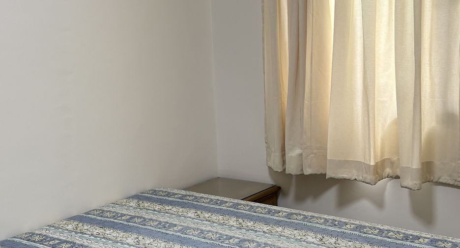 Wohnung zur Miete mit 2 Zimmer in Yan Nawa, Bangkok