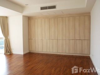 For rent 4 bedrooms condo in Watthana, Bangkok