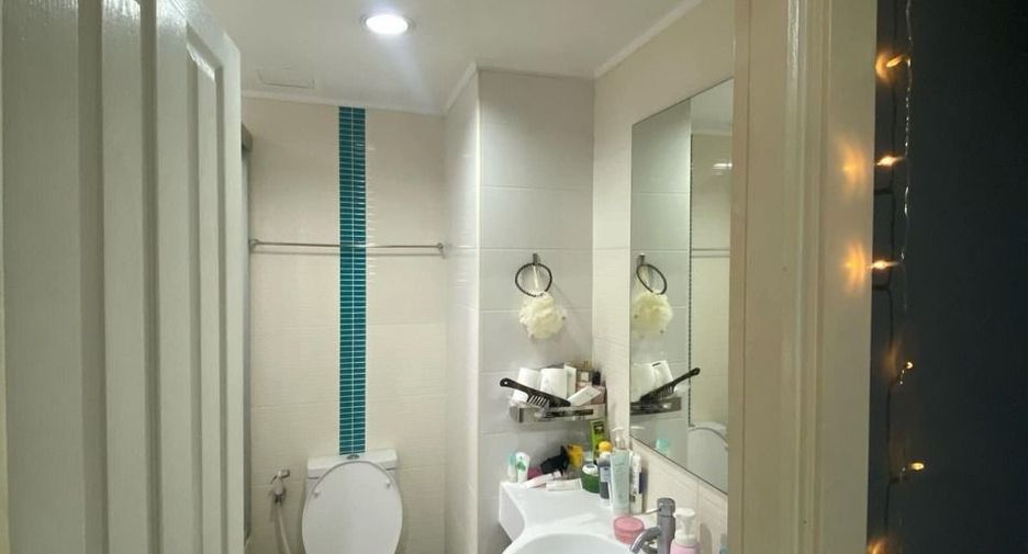 Wohnung zur Miete mit 1 Zimmer in Huai Khwang, Bangkok