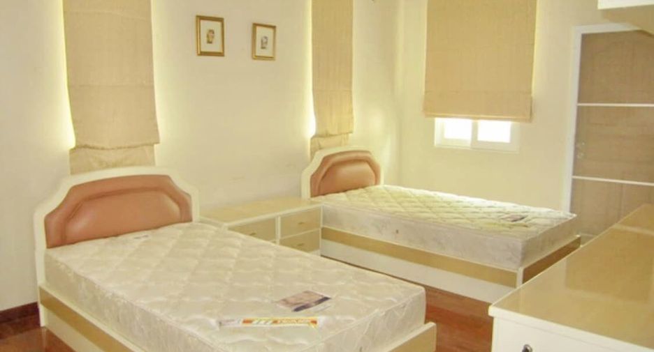 For rent 3 bedrooms house in Bang Na, Bangkok