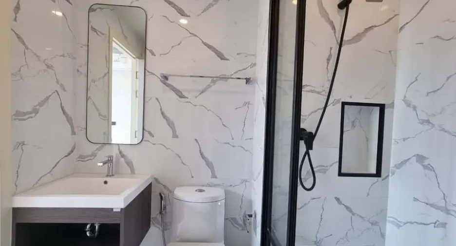 For rent 1 bed condo in Din Daeng, Bangkok