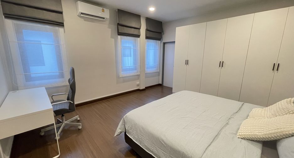 Аренда 4 спальни дом в Bang Phli, Самутпракан