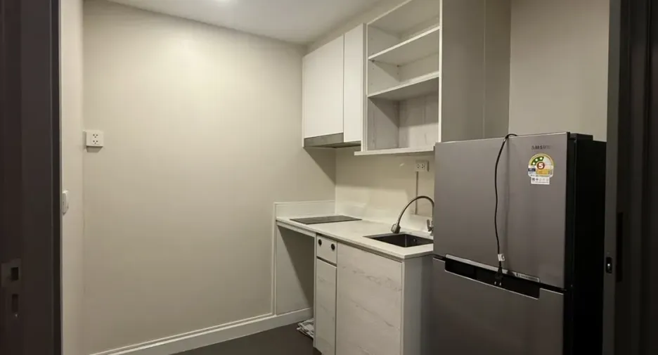 For rent 2 bedrooms condo in Phaya Thai, Bangkok