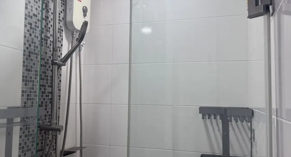 For rent 2 bedrooms condo in Phaya Thai, Bangkok