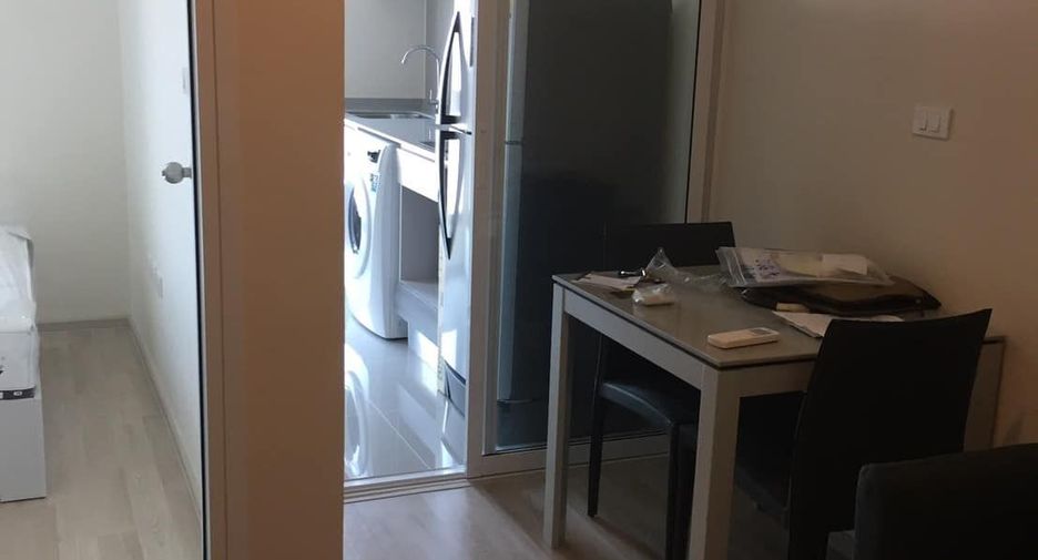 For rent 1 Beds condo in Huai Khwang, Bangkok