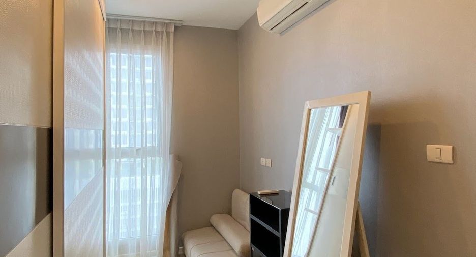 For rent 2 bedrooms condo in Sathon, Bangkok
