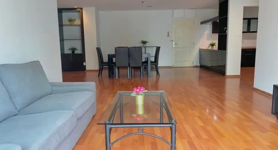 Condo en alquiler de 2 habitaciones en Khlong Toei, Bangkok