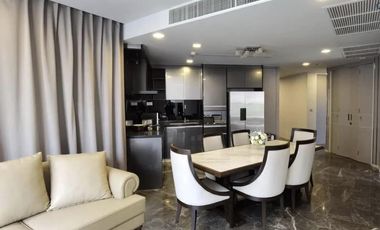 Condo en alquiler de 3 habitaciones en Watthana, Bangkok