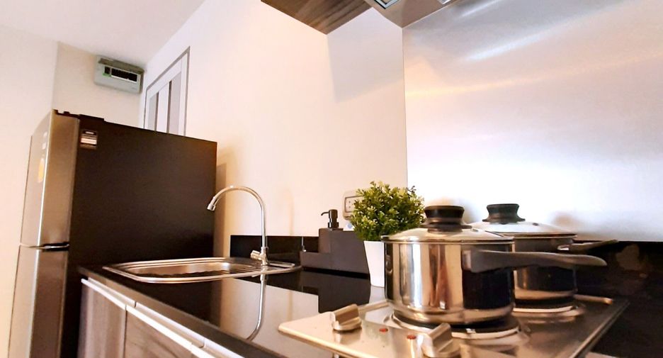 For rent 1 bed condo in Mueang Samut Prakan, Samut Prakan