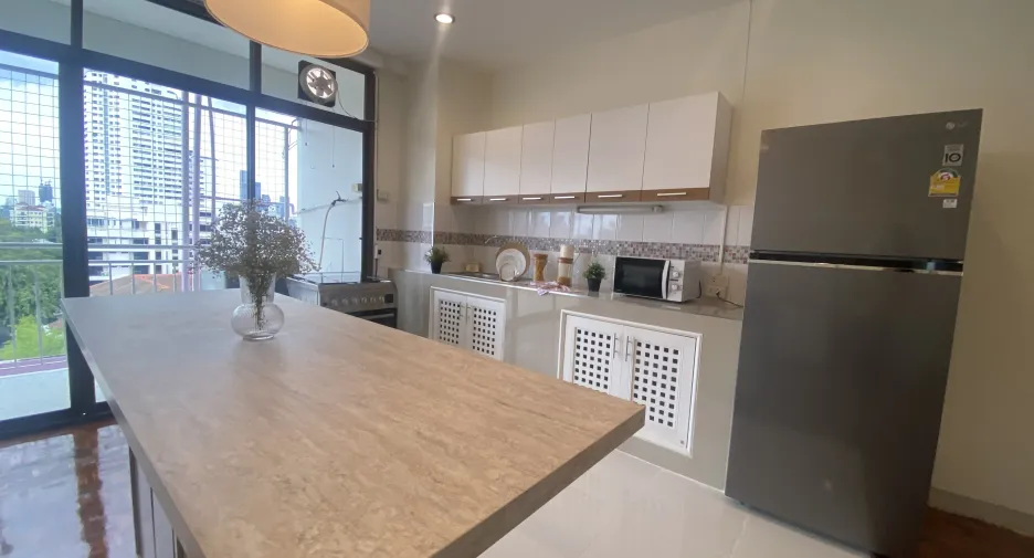 For rent 3 bedrooms condo in Watthana, Bangkok