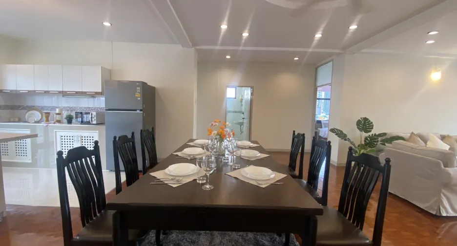 For rent 3 bedrooms condo in Watthana, Bangkok