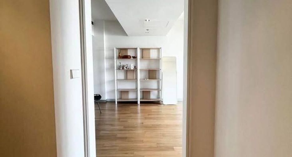 For rent 2 bedrooms condo in Sathon, Bangkok