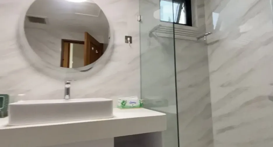 For rent 3 bedrooms condo in Khlong Toei, Bangkok
