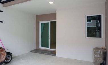 For rent 3 bedrooms townhouse in Bang Phli, Samut Prakan