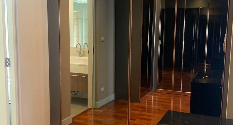 For rent 4 bedrooms house in Saphan Sung, Bangkok
