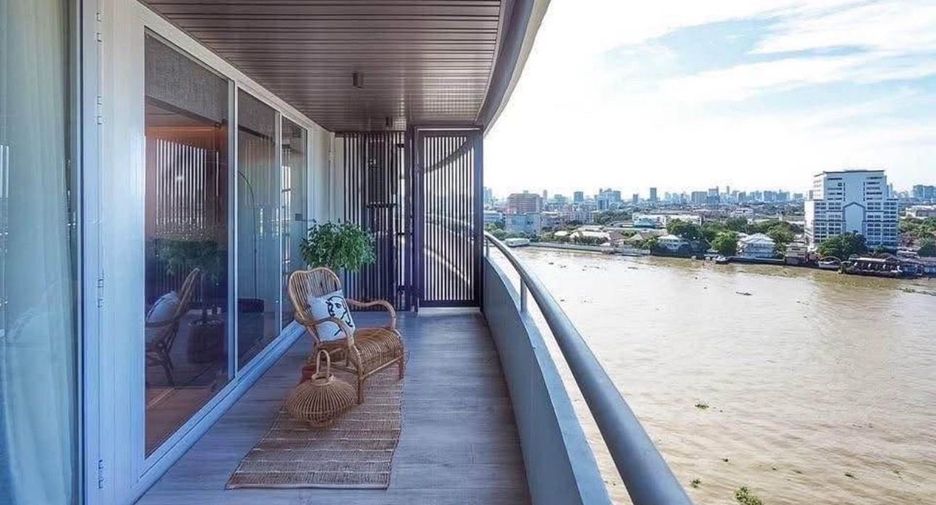 For rent 2 bedrooms condo in Bang Phlat, Bangkok