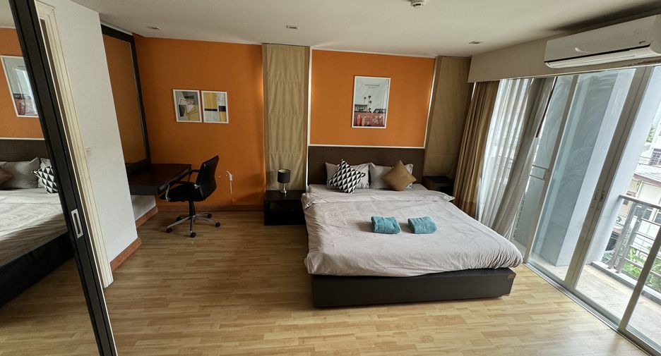 For rent 1 bed apartment in Watthana, Bangkok