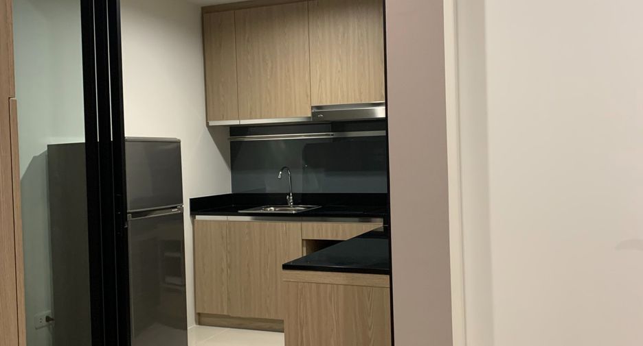 For rent 2 bedrooms condo in Mueang Samut Prakan, Samut Prakan