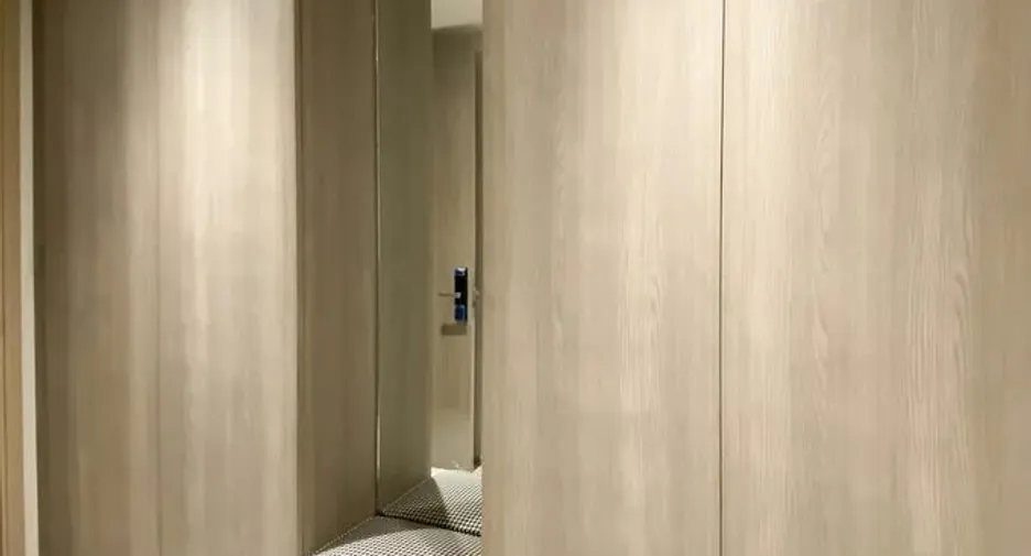 For rent 2 bedrooms condo in Huai Khwang, Bangkok