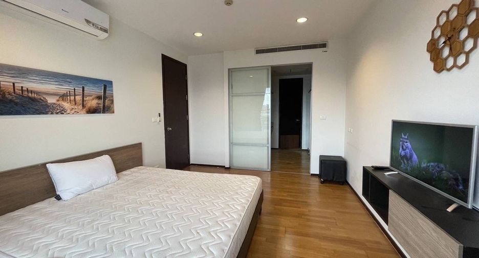 Condo en alquiler de 2 habitaciones en Huai Khwang, Bangkok