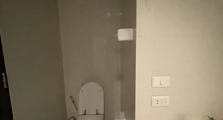 Condo en alquiler de 2 habitaciones en Huai Khwang, Bangkok