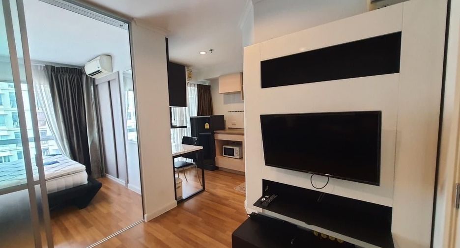 For rent studio condo in Yan Nawa, Bangkok