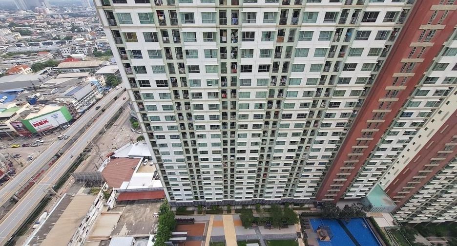 For rent studio condo in Yan Nawa, Bangkok