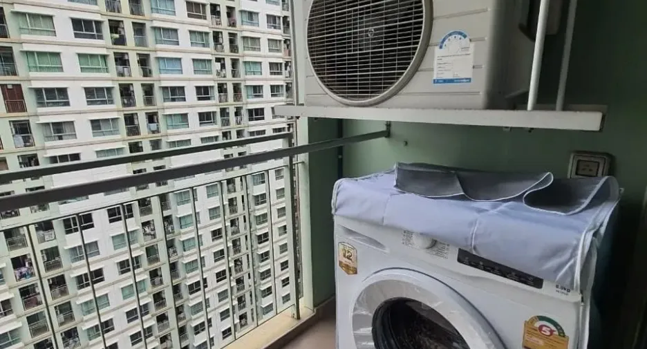 For rent studio condo in Yan Nawa, Bangkok