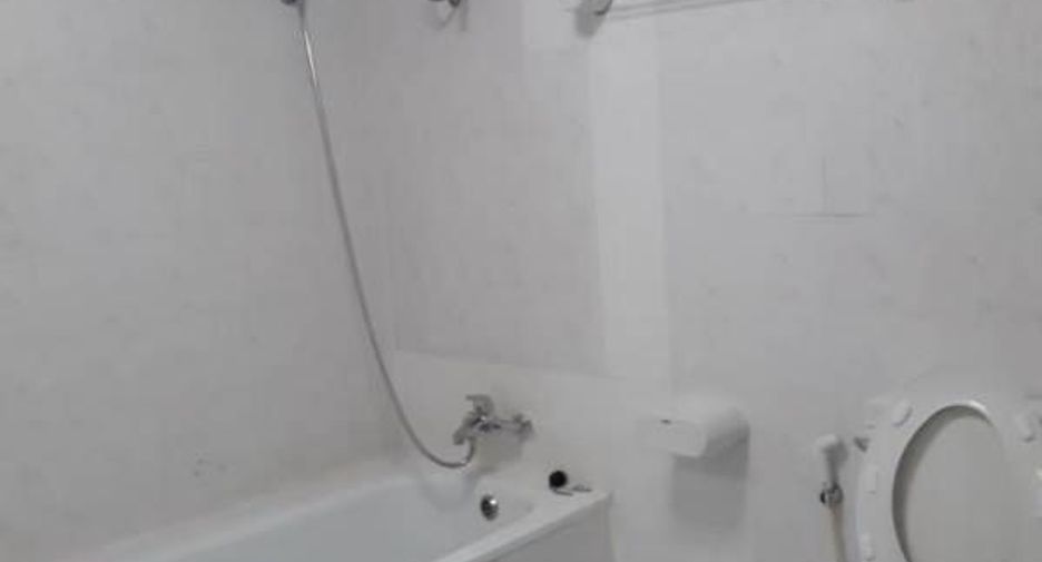 Condo en alquiler de 3 habitaciones en Pathum Wan, Bangkok
