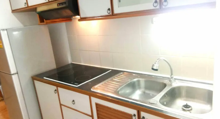 Wohnung zur Miete mit 2 Zimmer in Watthana, Bangkok