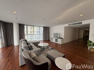 For rent 3 bedrooms apartment in Watthana, Bangkok