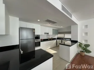 For rent 3 bedrooms apartment in Watthana, Bangkok