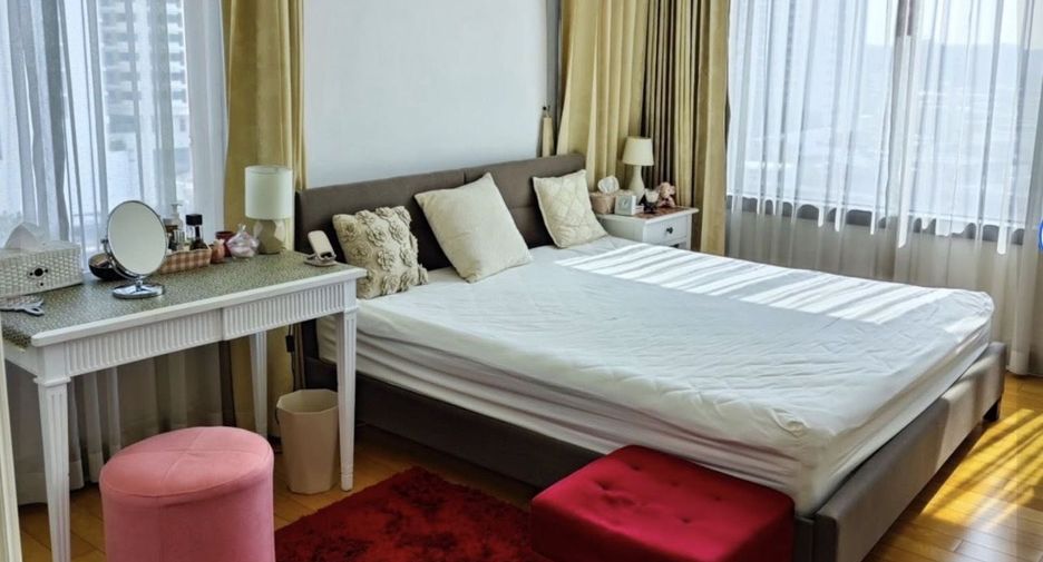 Condo en alquiler de 2 habitaciones en Khlong Toei, Bangkok