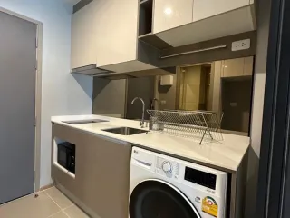 For rent studio condo in Huai Khwang, Bangkok