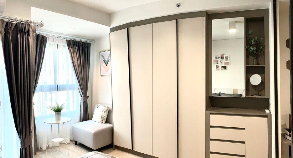 Wohnung zur Miete mit 1 Zimmer in Khlong San, Bangkok