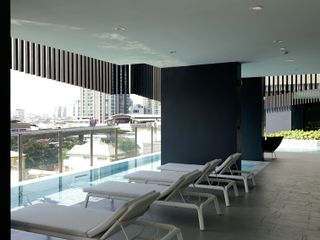 Wohnung zur Miete mit 1 Zimmer in Khlong San, Bangkok