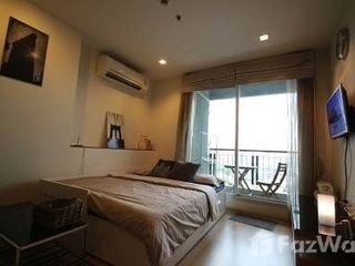 Condo en alquiler de 1 habitaciones en Huai Khwang, Bangkok