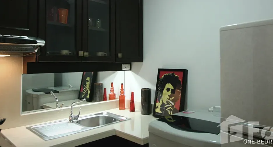 For rent 1 bed apartment in Khlong Toei, Bangkok