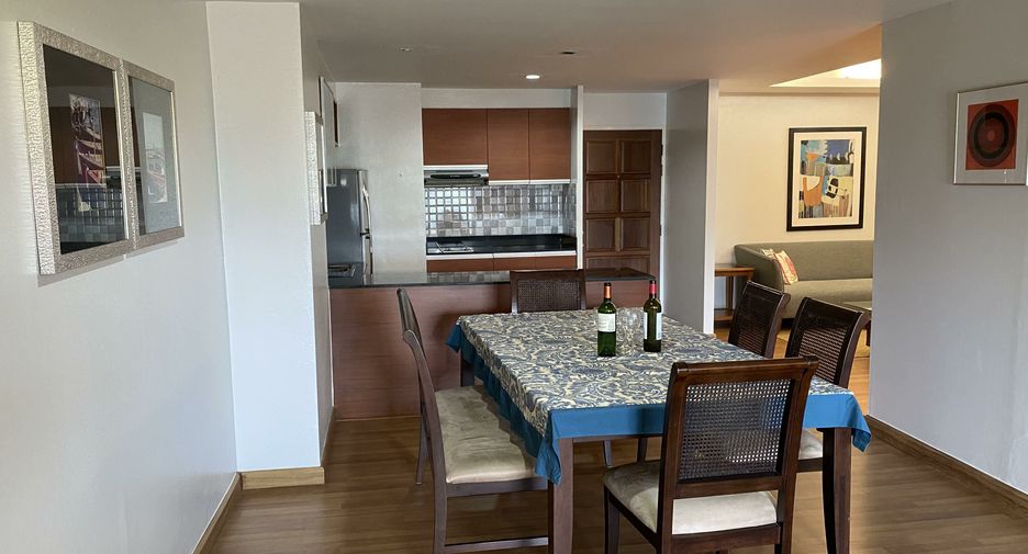For rent 1 bed condo in Phra Khanong, Bangkok