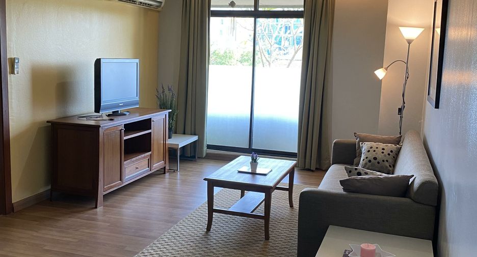 For rent 1 bed condo in Phra Khanong, Bangkok