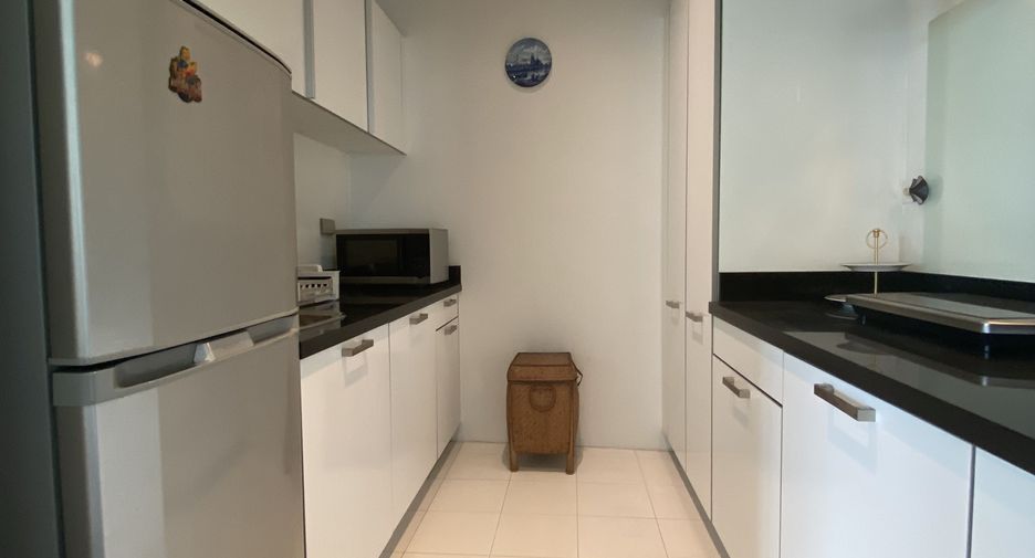For rent 2 ベッドルーム condo in Pathum Wan, Bangkok