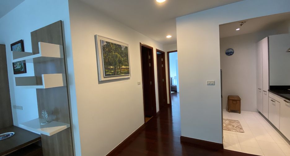 For rent 2 ベッドルーム condo in Pathum Wan, Bangkok