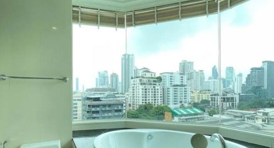 For rent 3 bedrooms condo in Watthana, Bangkok