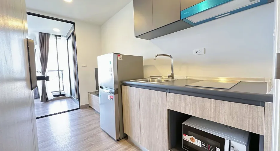 For rent studio condo in Khlong San, Bangkok